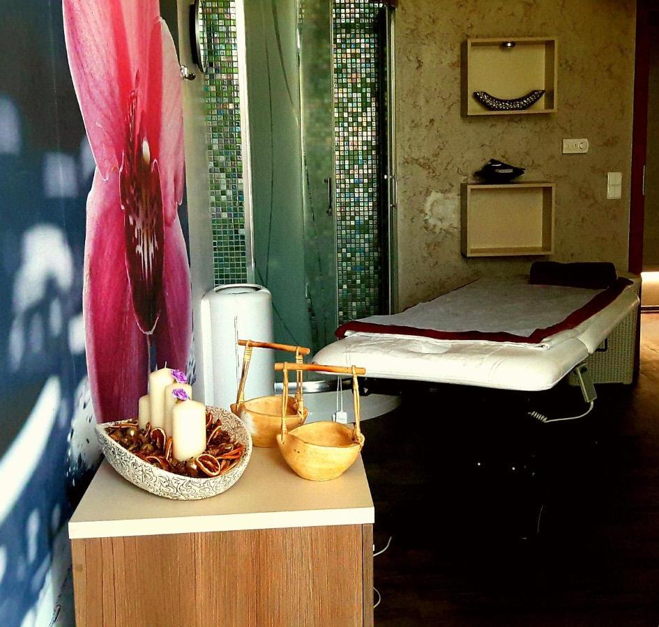 Hotel Olivia Medical Spa Skomielna Czarna 외부 사진