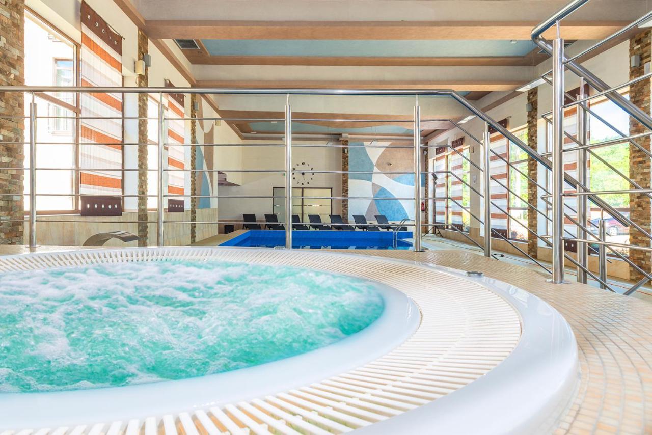 Hotel Olivia Medical Spa Skomielna Czarna 외부 사진