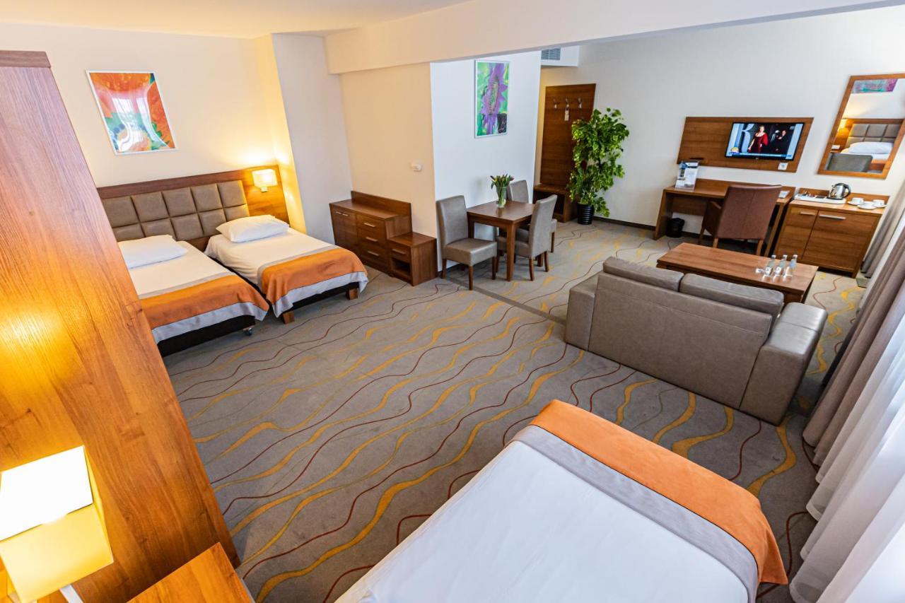 Hotel Olivia Medical Spa Skomielna Czarna 외부 사진
