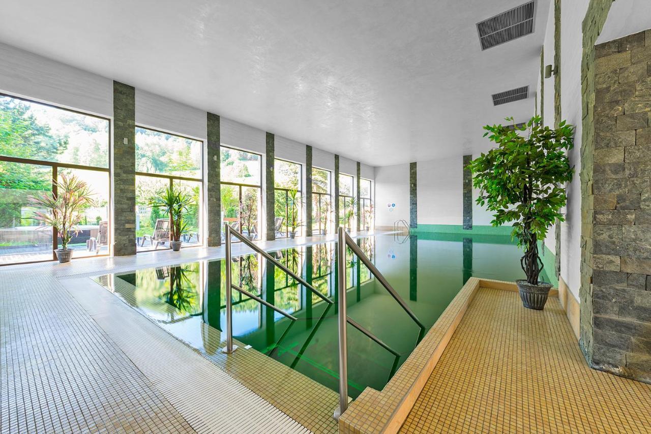 Hotel Olivia Medical Spa Skomielna Czarna 외부 사진