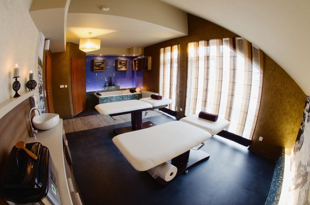 Hotel Olivia Medical Spa Skomielna Czarna 외부 사진