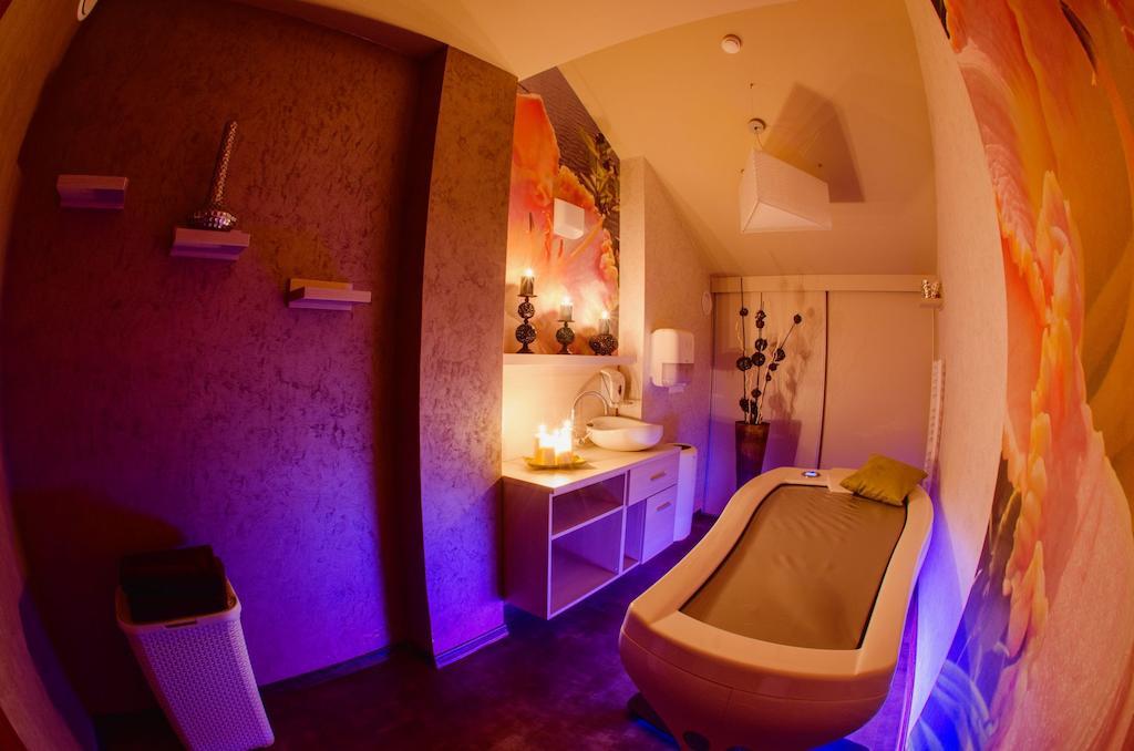 Hotel Olivia Medical Spa Skomielna Czarna 외부 사진