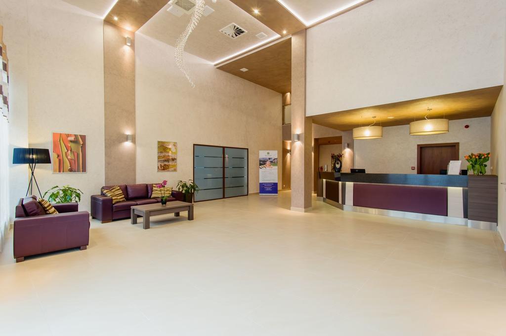 Hotel Olivia Medical Spa Skomielna Czarna 외부 사진